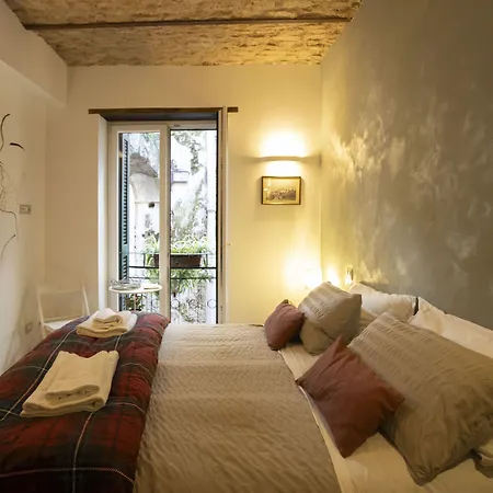 Oda ve Kahvaltı Il Campanile Salerno